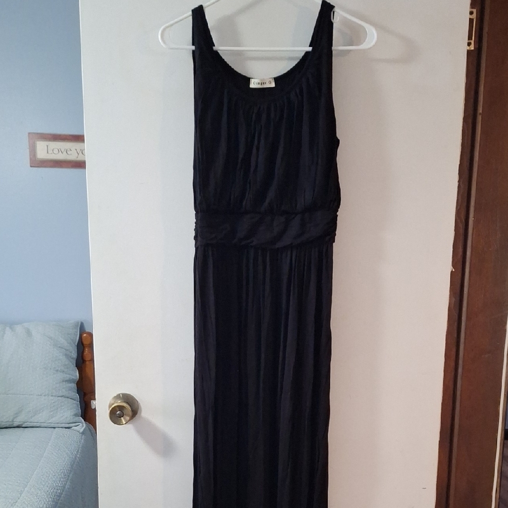 Ginger G Black Sleeveless Maxi Dress